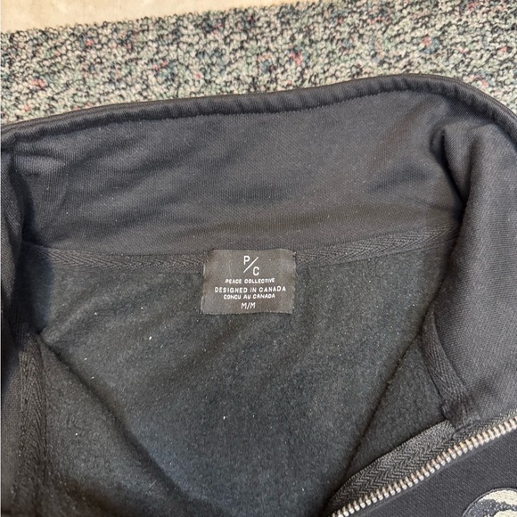 Toronto Raptors Black Men's 1/4 Zip - Picture 4 of 6